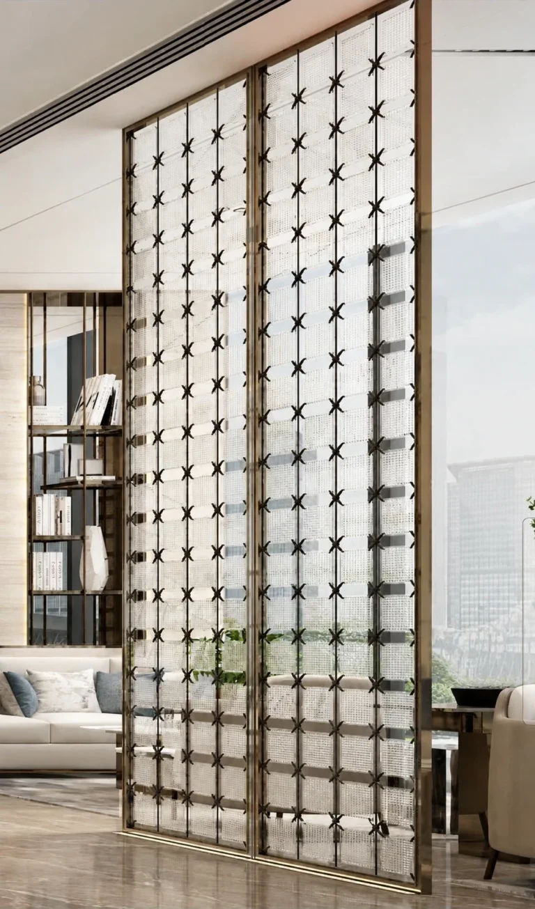 Full-height square crystal screen creating visual separation while preserving light